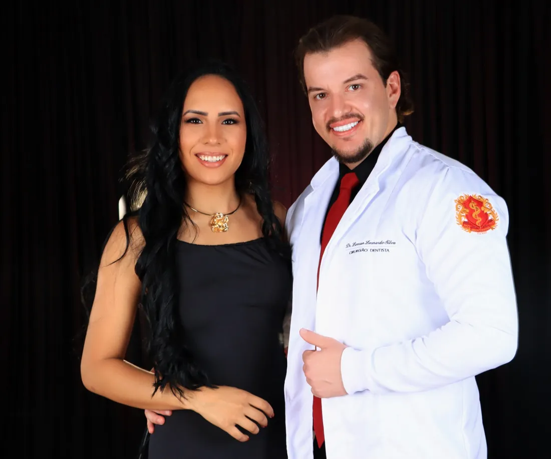 Dra. Gabrielle Rojas e Dr. Lorran Carrara